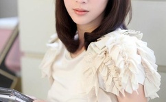 免费无人区码卡二卡3卡网站双插